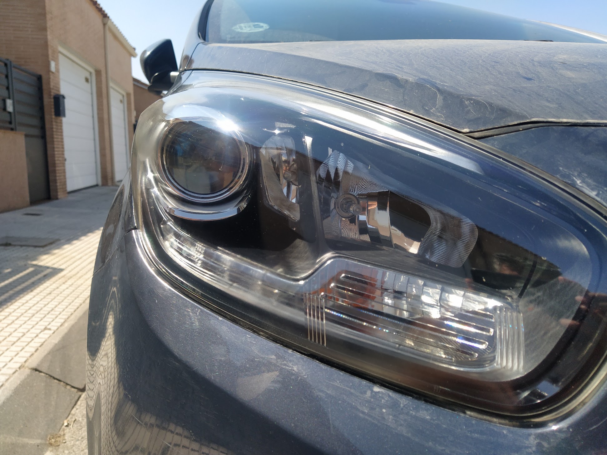 Faro restaurado con un tratamiento profesional